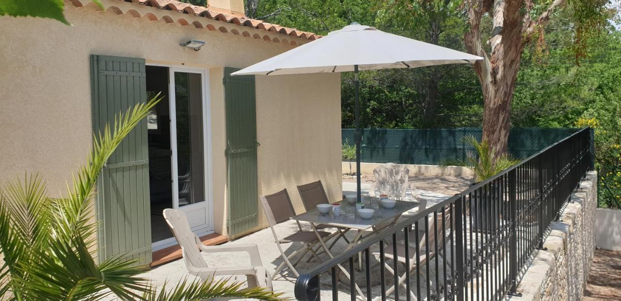 Une Maison En Provence Pierrevert Exterior foto